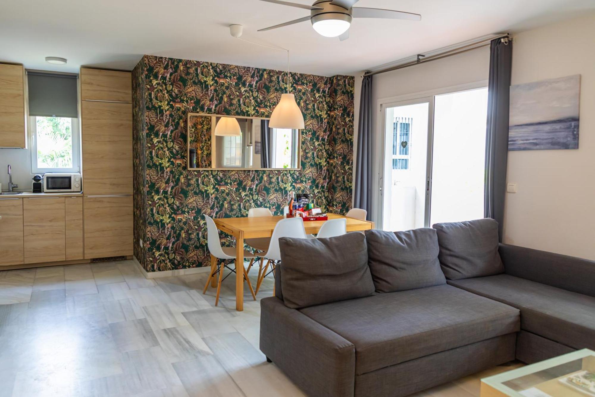 Ab Properties - Design Penthouse Marbella - Puerto Banus - Golden Mile - Pool And Tropical Garden View Екстер'єр фото